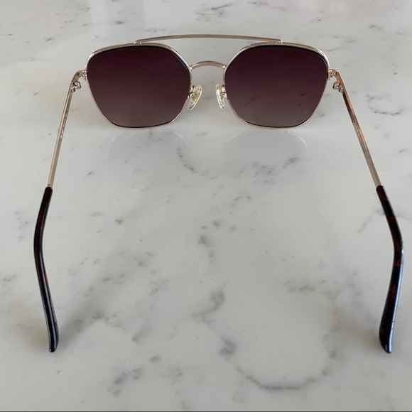 Guess Gold Trim Sunglasses - Picture 3 of 8